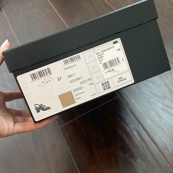 Chanel shoe box - Picture 2 of 5